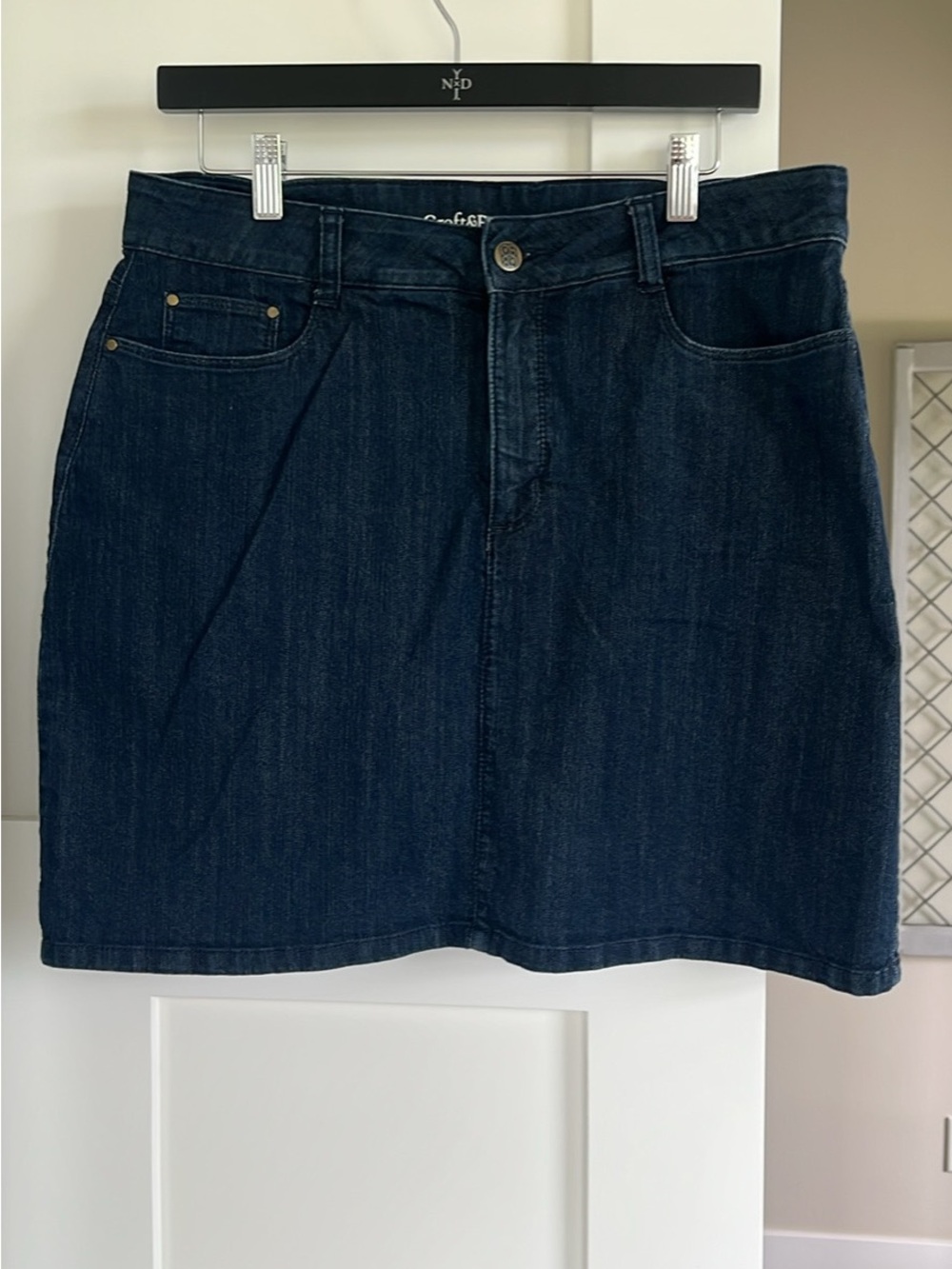 Croft & barrow Dark Blue Denim Midi Skort excellent condition